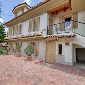 Apartman Manna, Eger