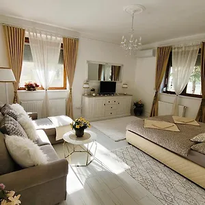 Apartman Patak, Eger